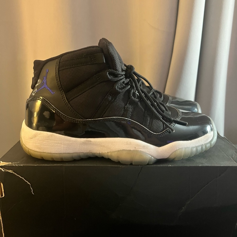 (5Y) Space Jam 11s 2016